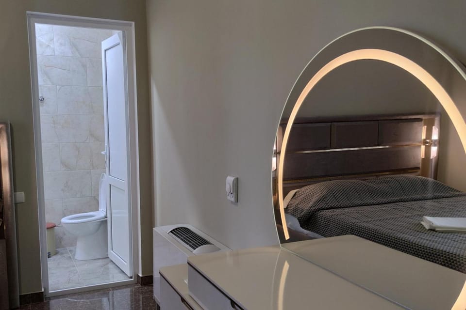 4 Bed Villa-Sleeps 8-Parking-Garden-Sea View Villa in Georgia