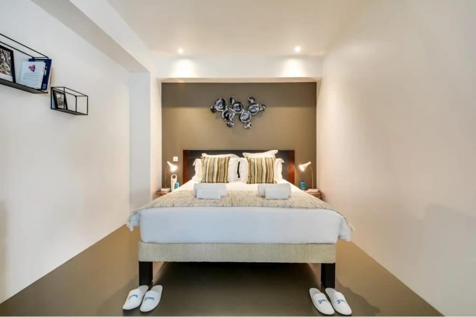 Modern and eclectic 3BD duplex in Le Marais! Apartment in Paris
