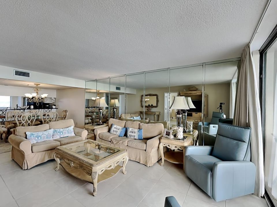 Living room, Seating area, furniture, air conditioner