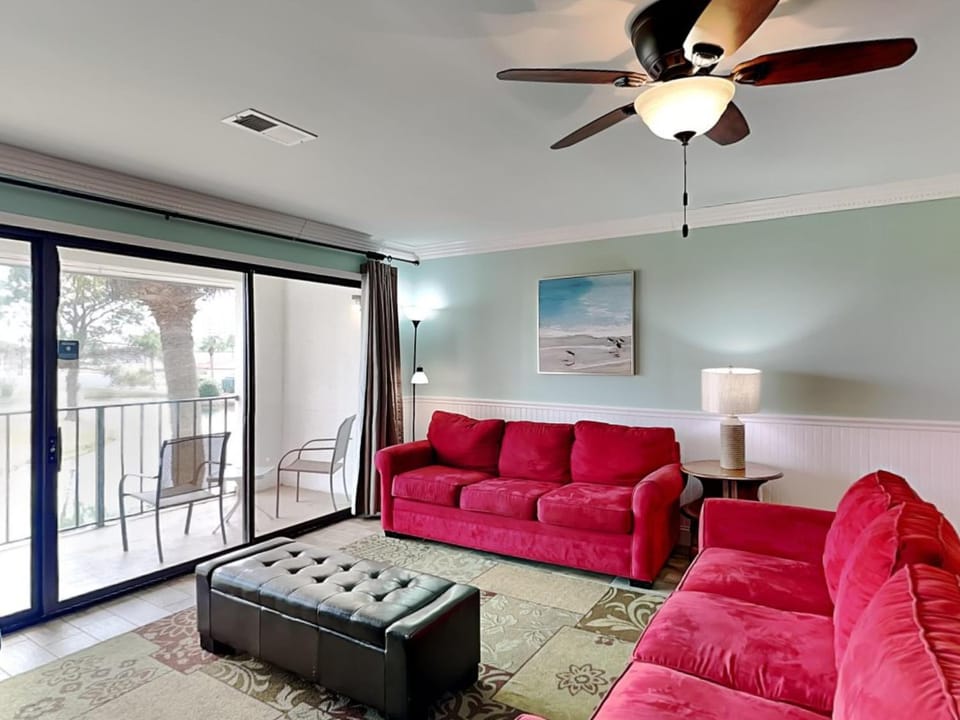 Balcony/Terrace, Living room, Seating area, furniture