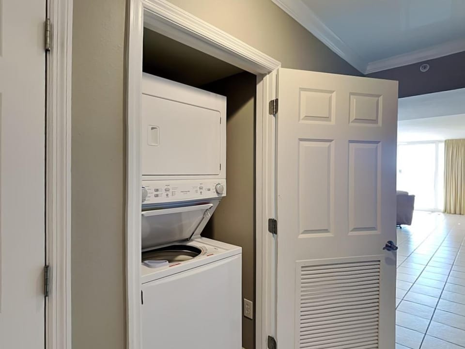 laundry, washing machine, dryer