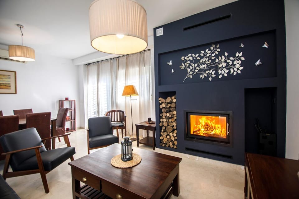 Living room, Seating area, fireplace