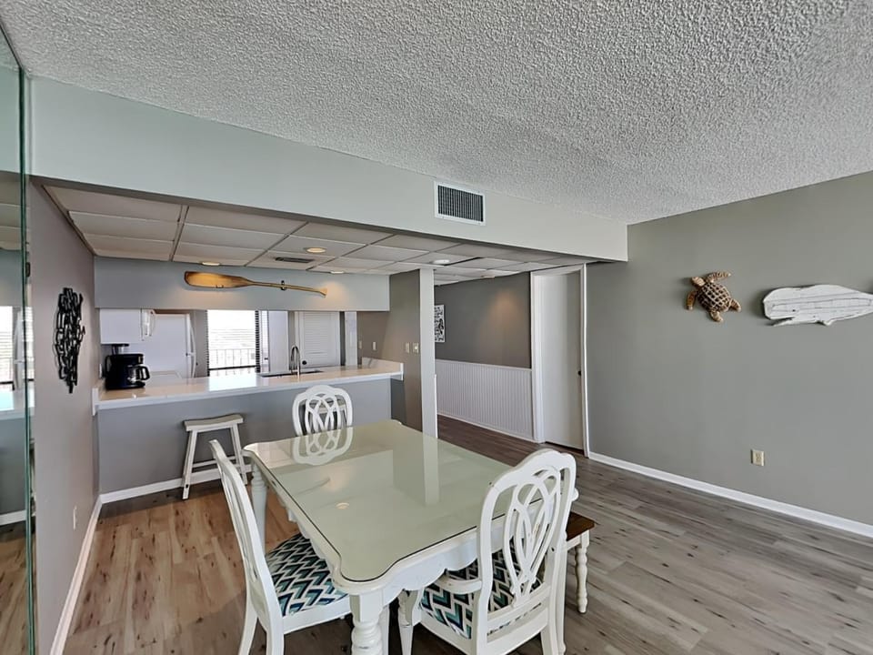 Kitchen or kitchenette, Dining area, furniture, air conditioner