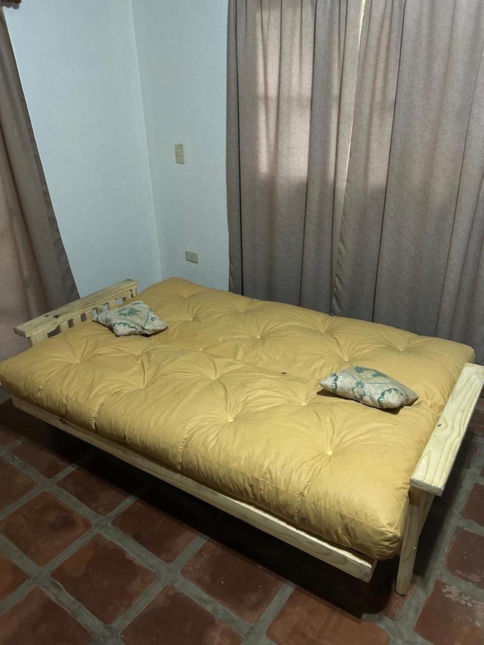 Amplia casa en Chacras de Coria House in Luján de Cuyo