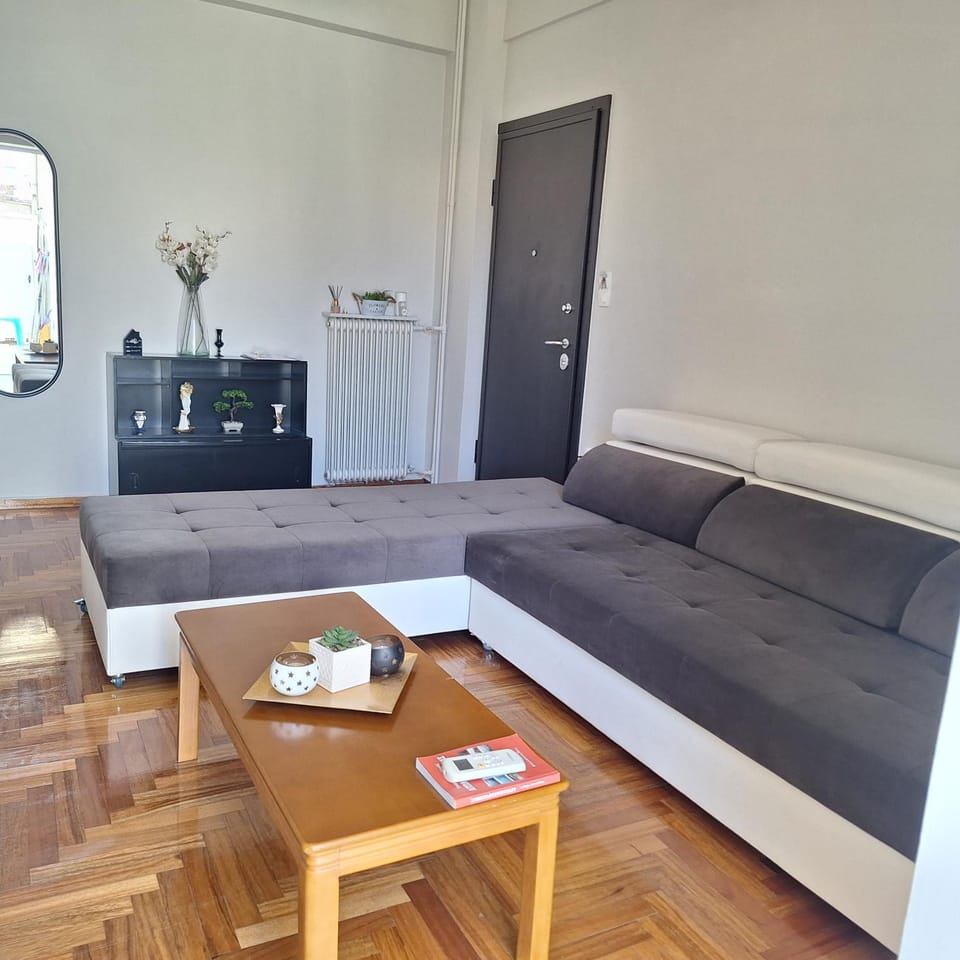 MARIAS APARTMENT SMART KEY BOX by WESTBOOKING GR Apartment in Peloponnese, Western Greece and the Ionian