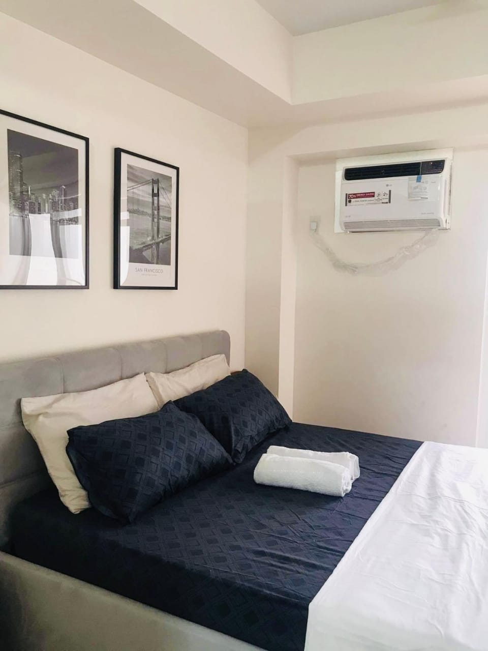 1BR Condo Unit at Celandine Condominium Near Ayala Cloverleaf Mall Apartment in Quezon City