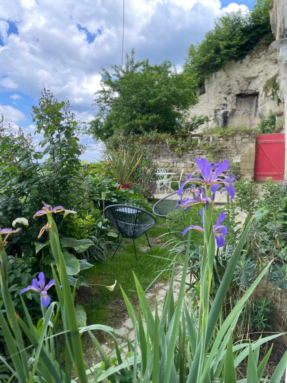 Gite des Perreyeurs - maison troglodyte avec vue sur Loire House in Pays de la Loire