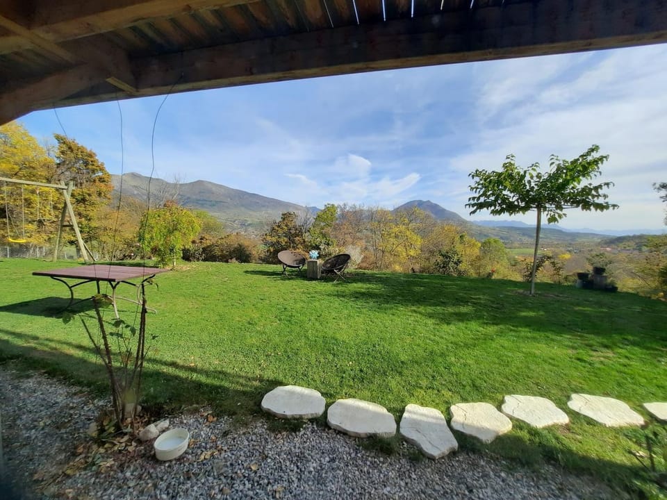Garden view, Mountain view