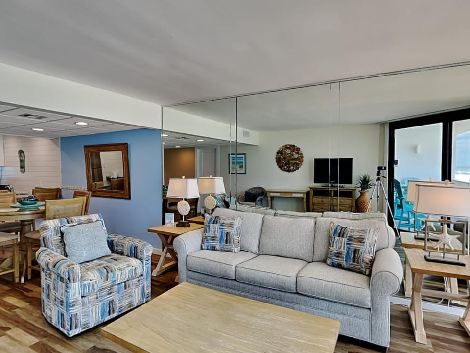Edgewater Windward #304 Apartment in Panama City Beach