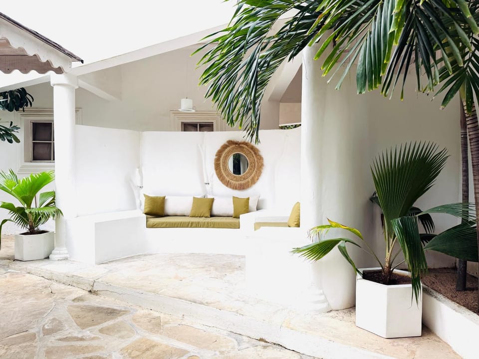 Lobby or reception, Garden view