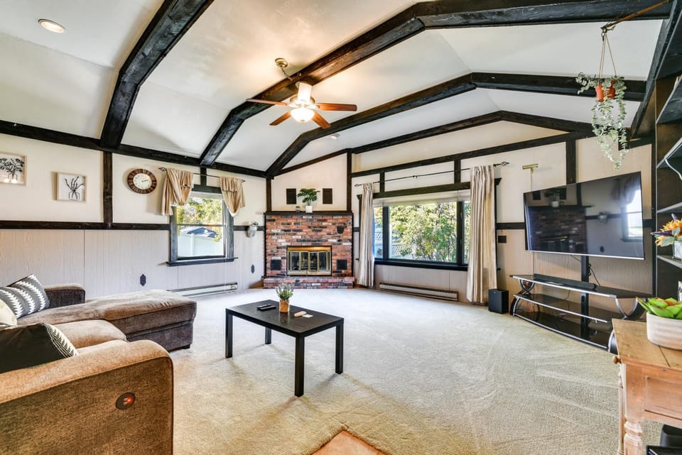 Cozy Lewiston Home Less Than 10 Mi to Niagara Falls! House in Lewiston