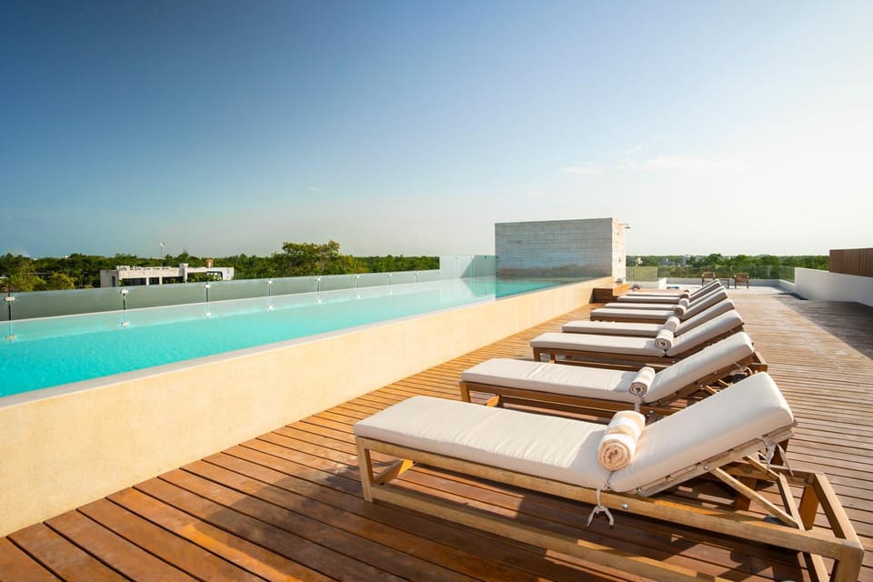 Pool view, Swimming pool
