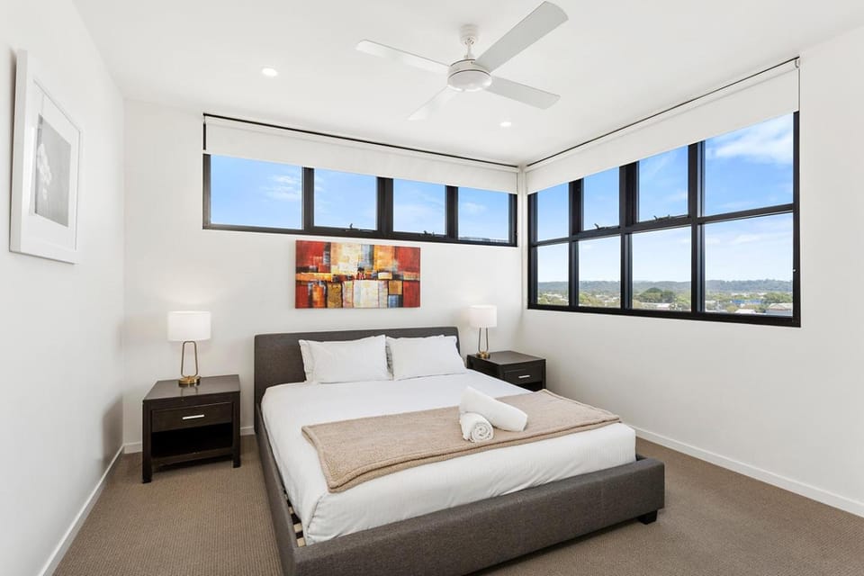 Bed, Bedroom, Mountain view, wardrobe, air conditioner
