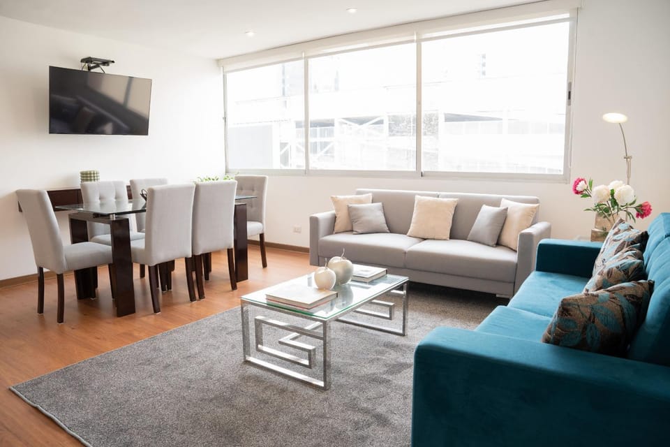 Communal lounge/ TV room, Living room