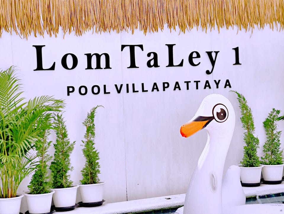 Baan Lom TaLey 1 Villa in Pattaya City