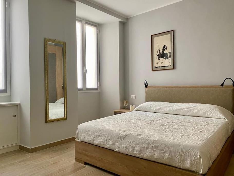 Appartamento centralissimo in Piazza Bresca Apartment in Sanremo