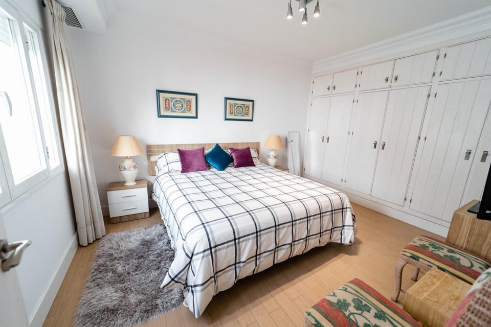 Bed, Bedroom, wardrobe