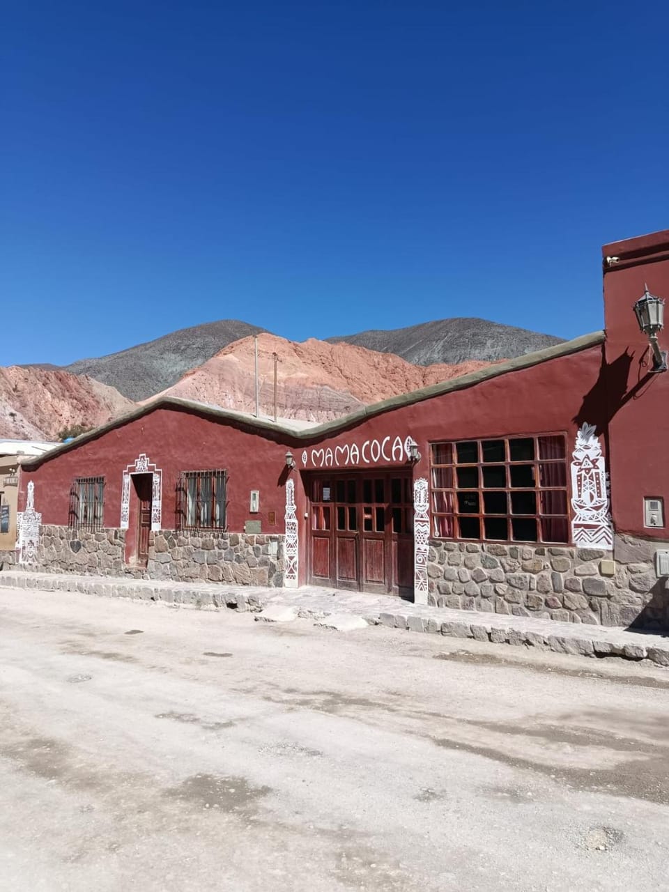 Property building, Facade/entrance, Mountain view