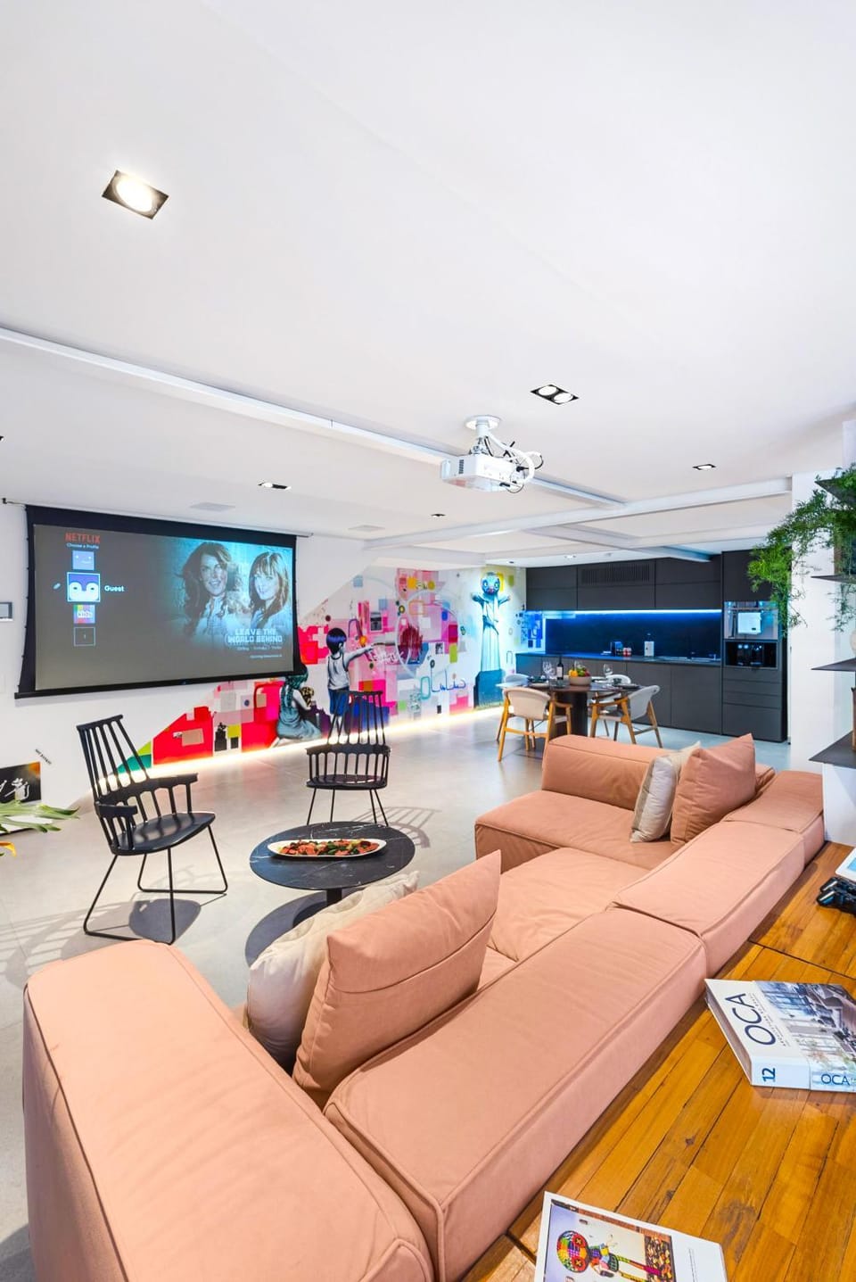 TV and multimedia, Living room, Seating area, Evening entertainment