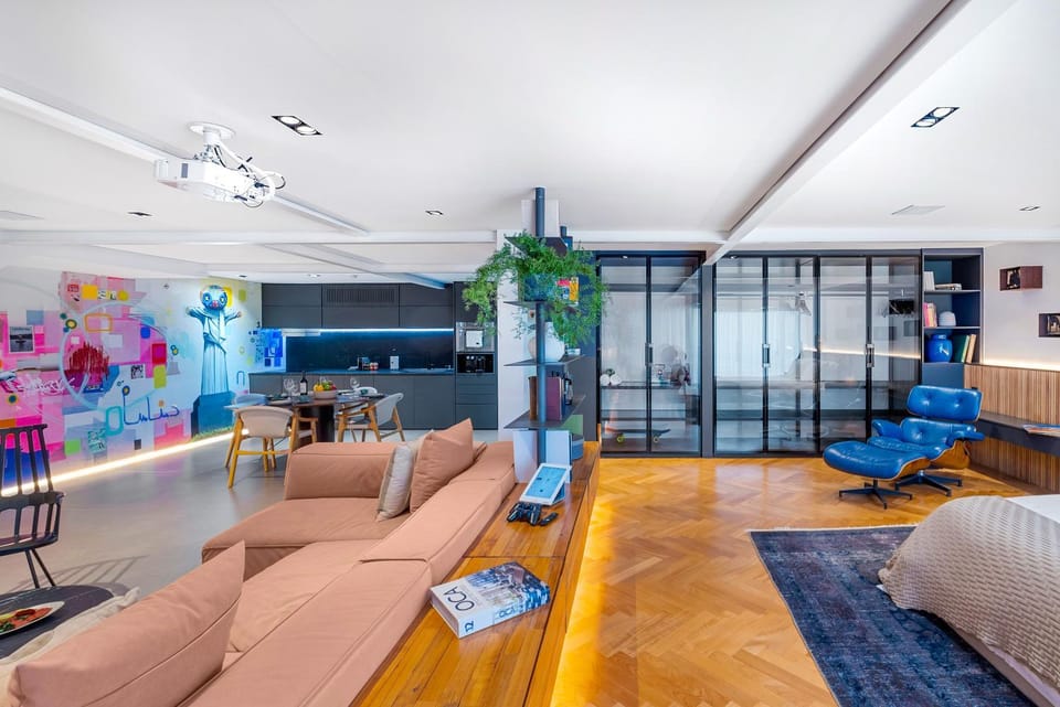TV and multimedia, Living room, Seating area