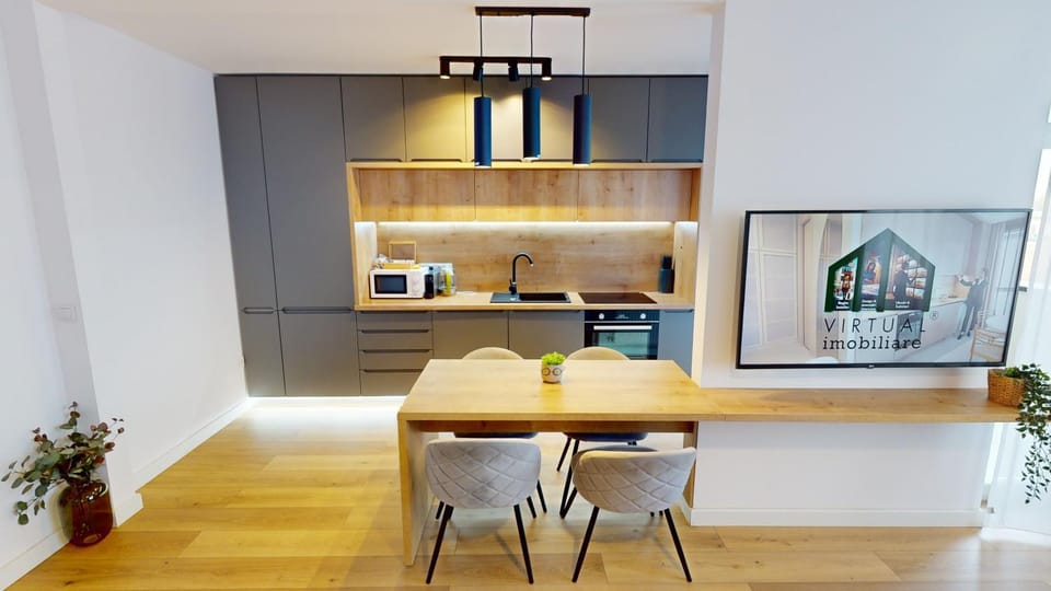 TV and multimedia, Kitchen or kitchenette, Dining area, minibar