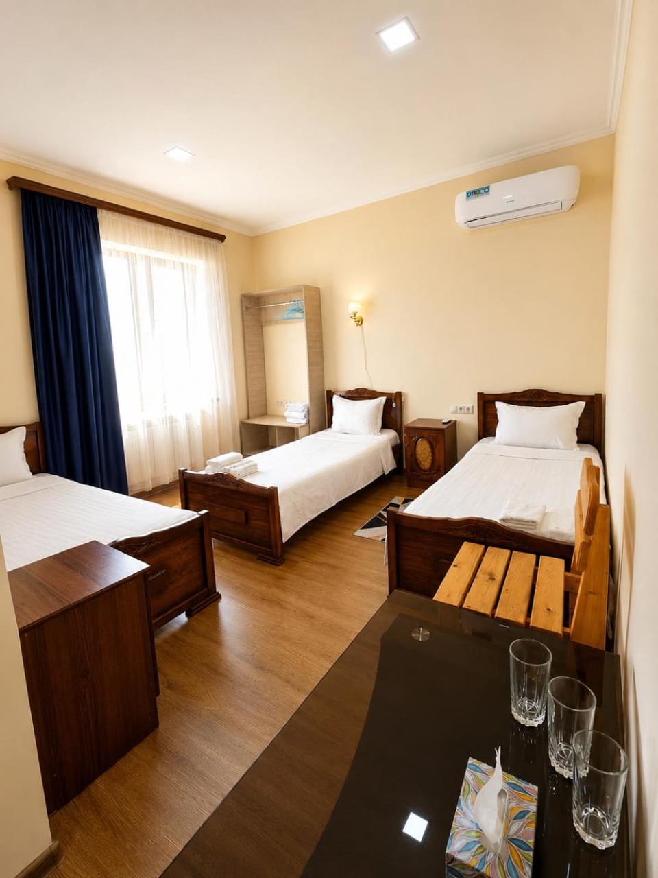 Bed, Photo of the whole room, Bedroom, air conditioner