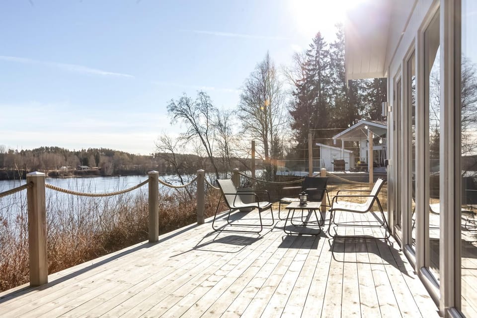 Cottage by the river House in Sweden
