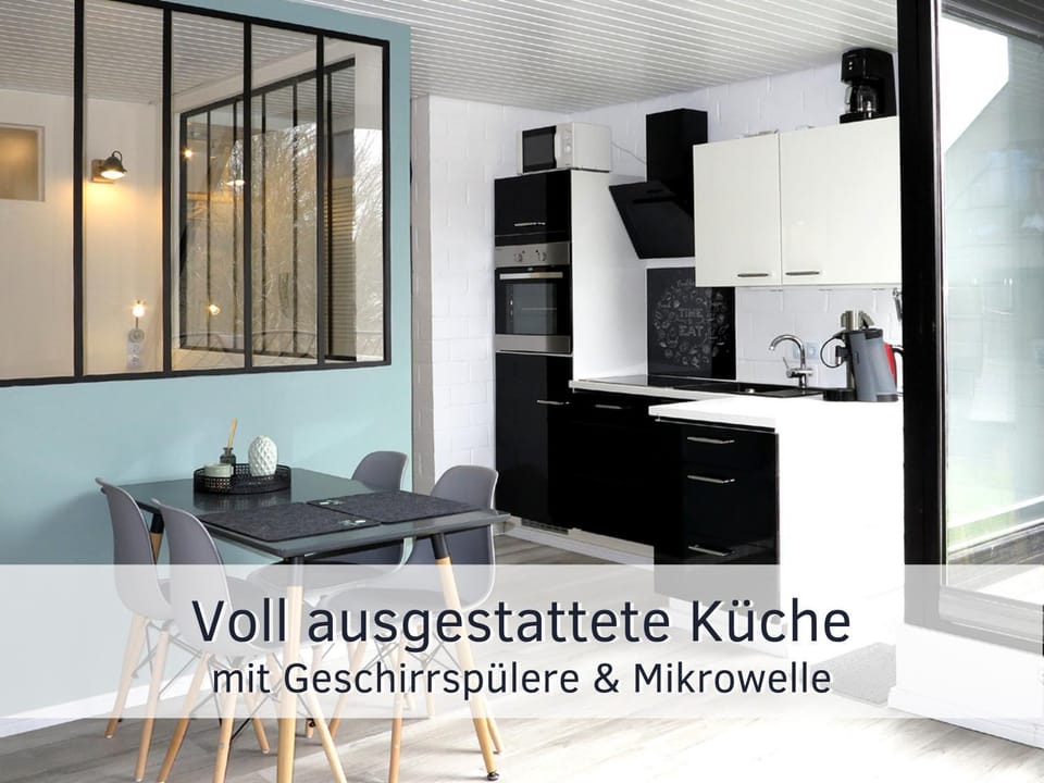 Kitchen or kitchenette, kitchen