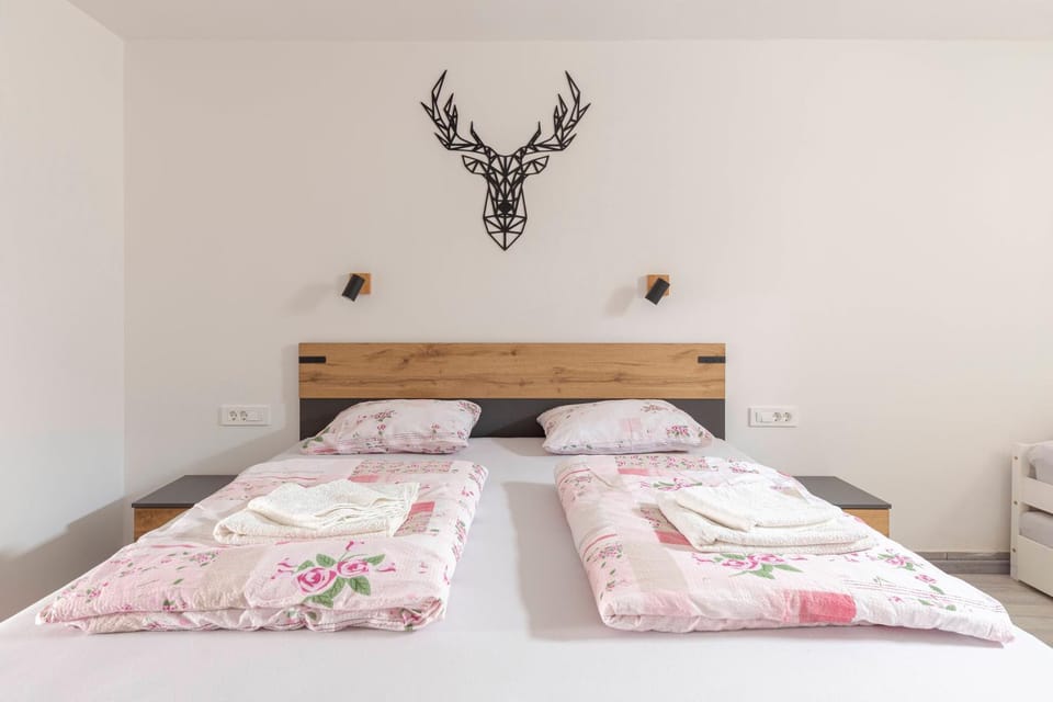 Bed, Decorative detail, Bedroom