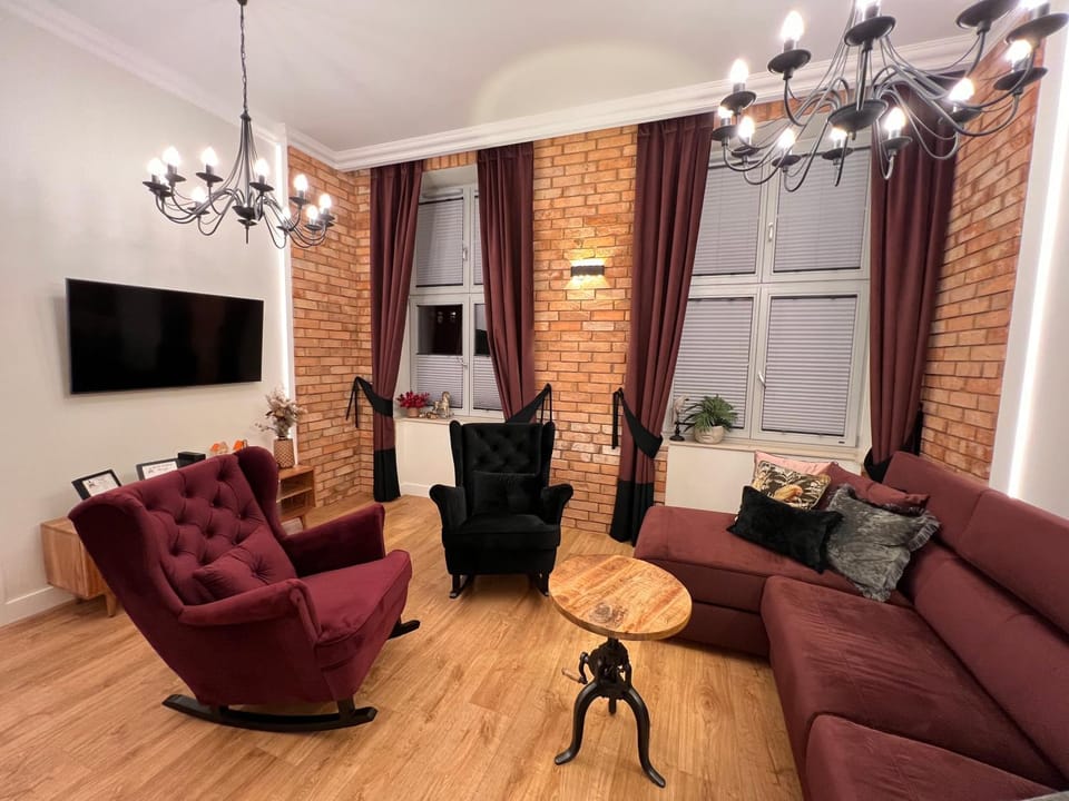Communal lounge/ TV room, TV and multimedia, Living room, Seating area