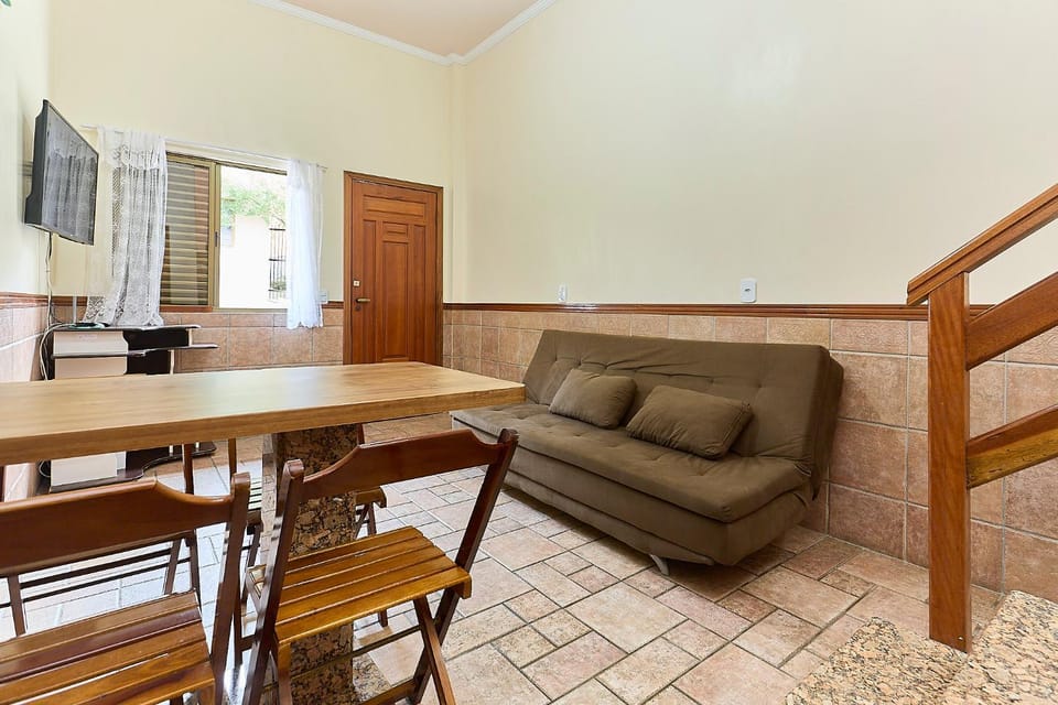1062 Duplex 100 m da PRAIA DE BOMBINHAS . 2 suites Apartment in Bombinhas