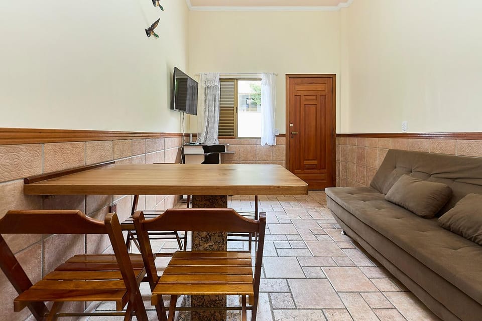 1062 Duplex 100 m da PRAIA DE BOMBINHAS . 2 suites Apartment in Bombinhas