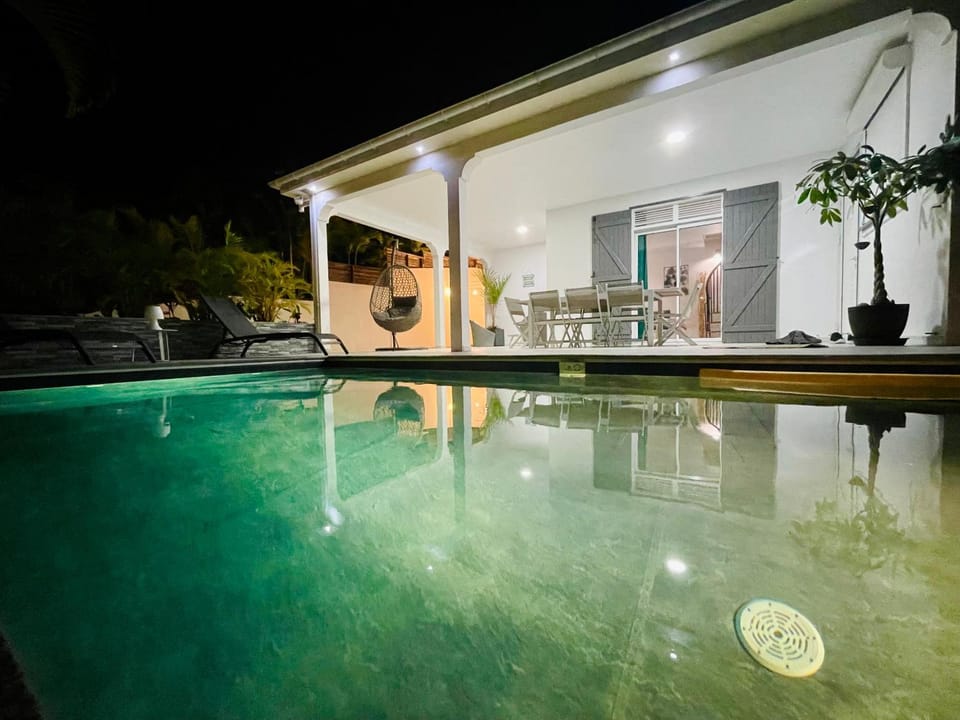 Villa Tropical Paradise avec piscine, 4 chambres Villa in Grande-Terre, Guadeloupe