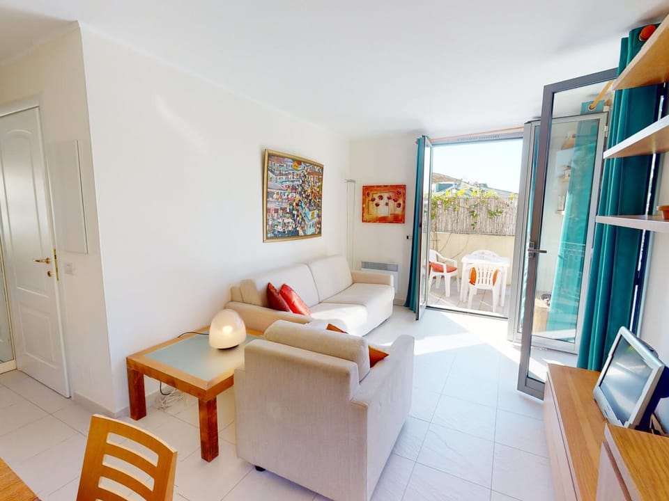 Confort 2 pièces avec terrasse et jardin à Menton - FR-1-196-313 Apartment in Menton