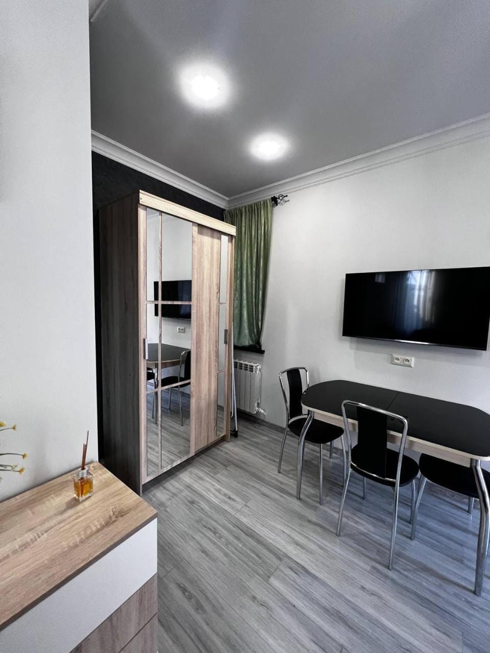 Communal lounge/ TV room, Living room