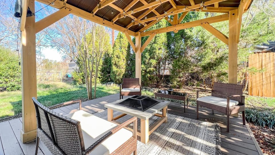 Patio, Garden, Balcony/Terrace