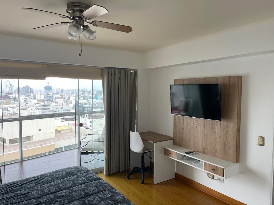 Seating area, Bedroom