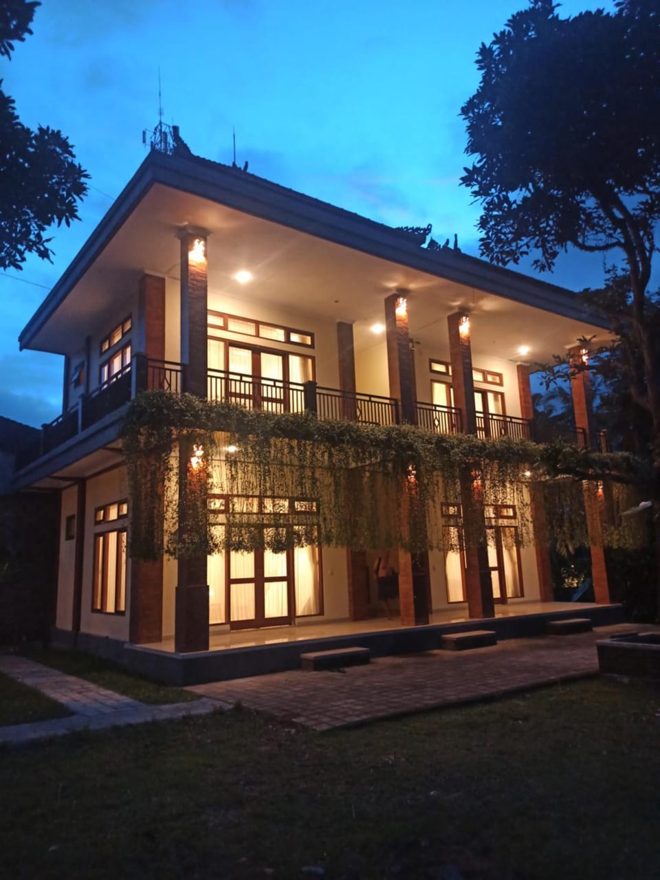 Property building, Night