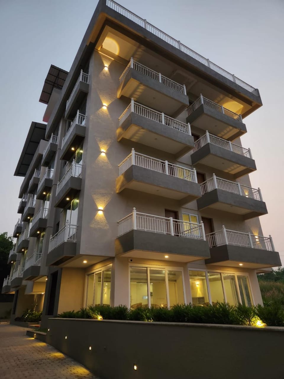 Property building, Facade/entrance