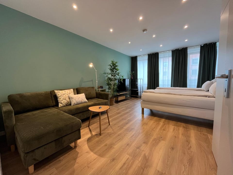 Photo of the whole room, Seating area