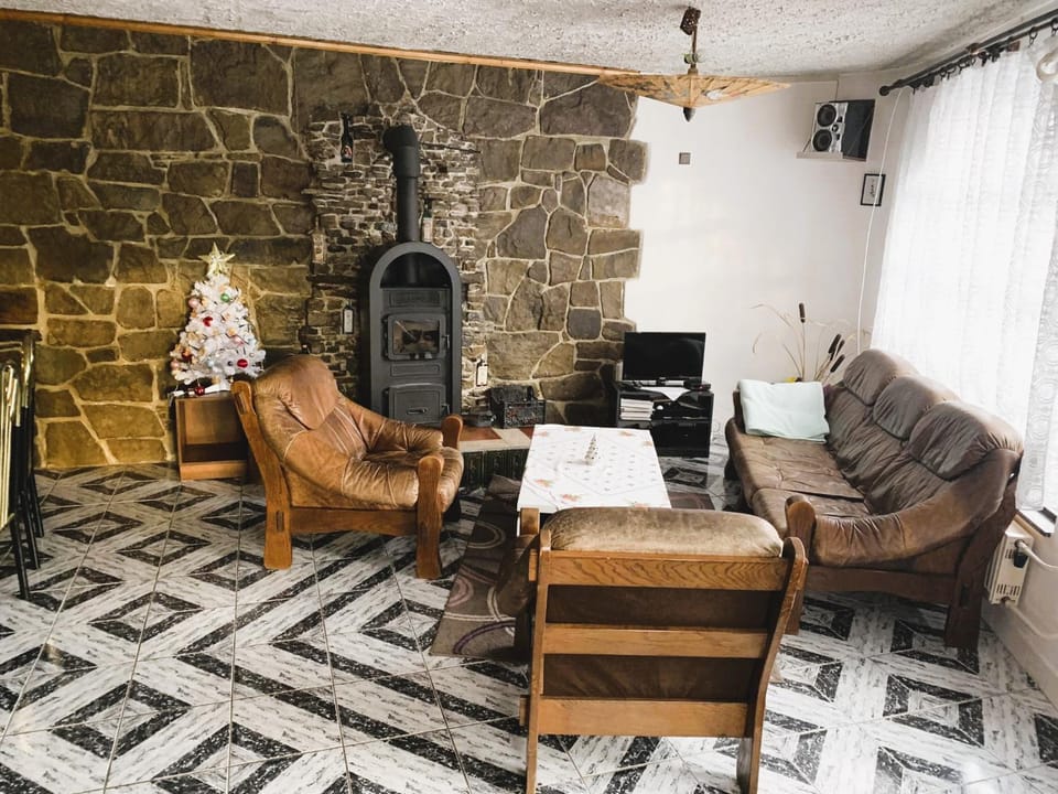 Communal lounge/ TV room, Seating area