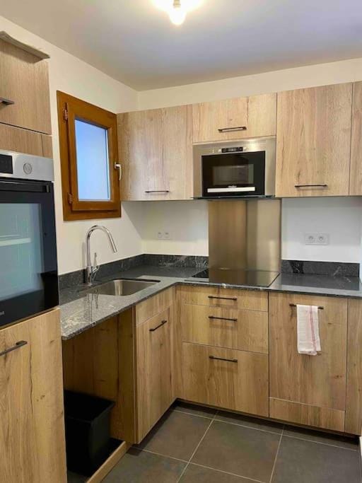 Residence Les 3 Sophie - Ski-In Studio Apartment in Les Prodains Apartment in Montriond