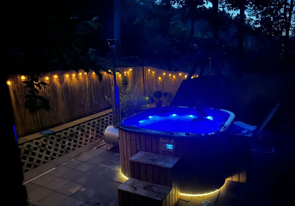 Hot Tub, Balcony/Terrace