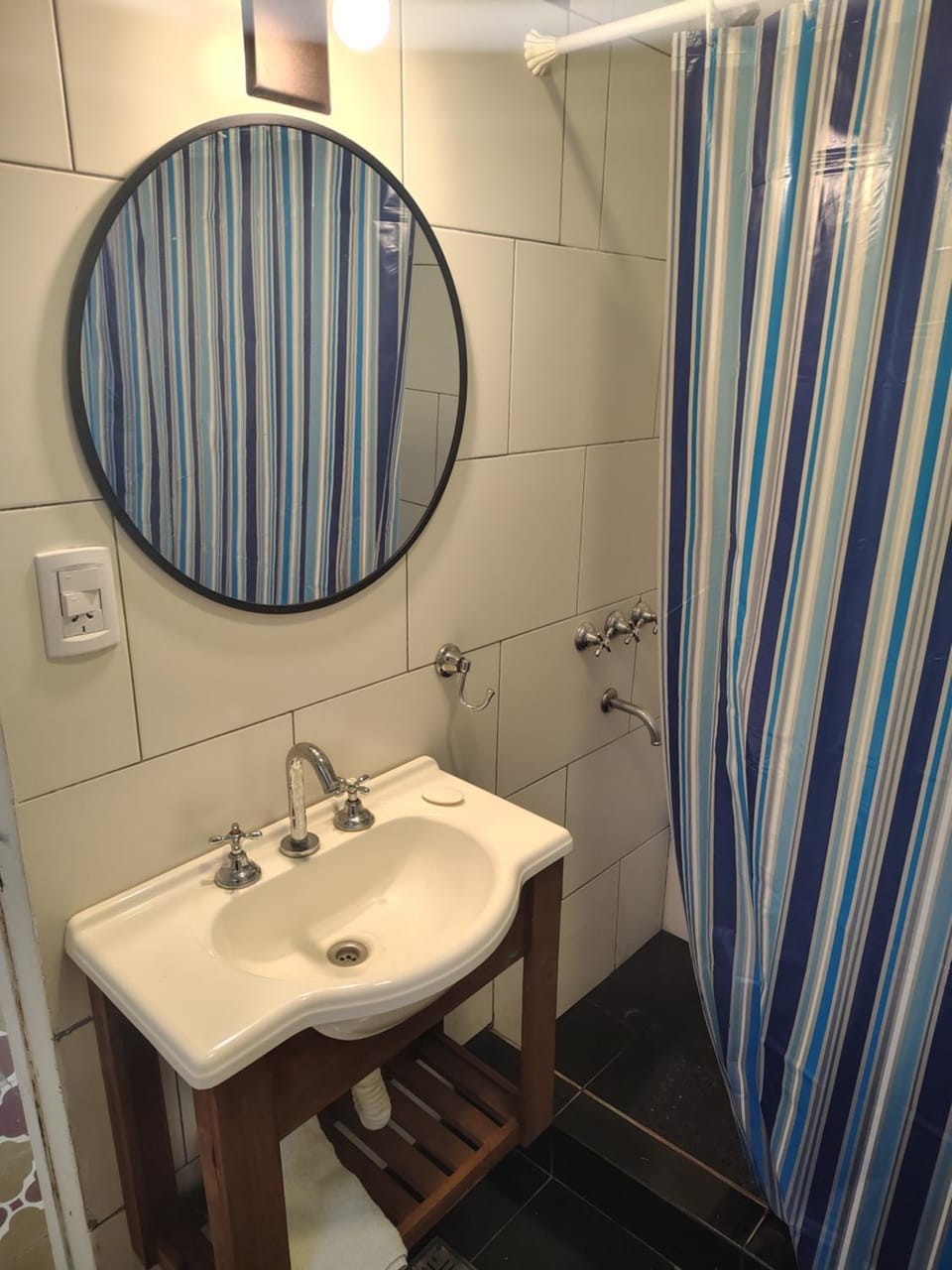 Casona Antigua con Jacuzzi a metros de la Basílica de Luján House in Luján