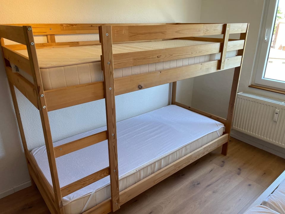 bunk bed