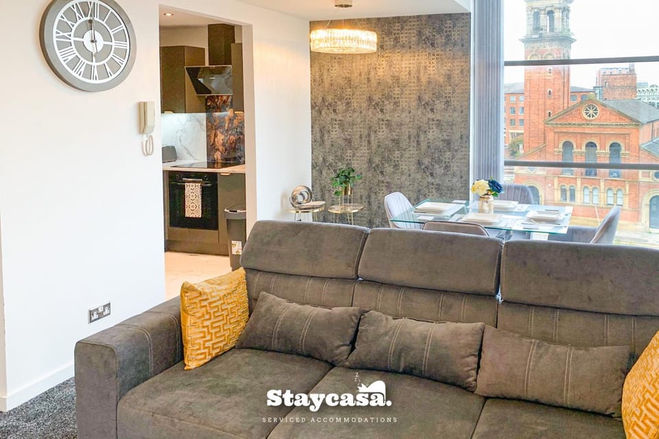 Luxury Deansgate Apt Canal View & Free Parking Apartment in Salford