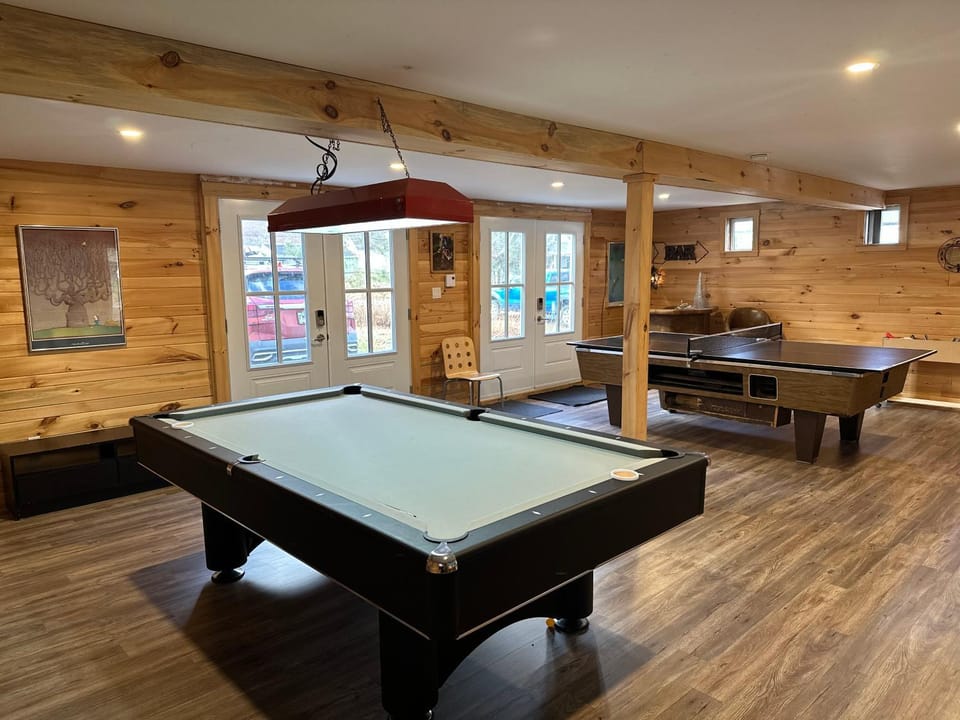 Billiard, Game Room, Table tennis