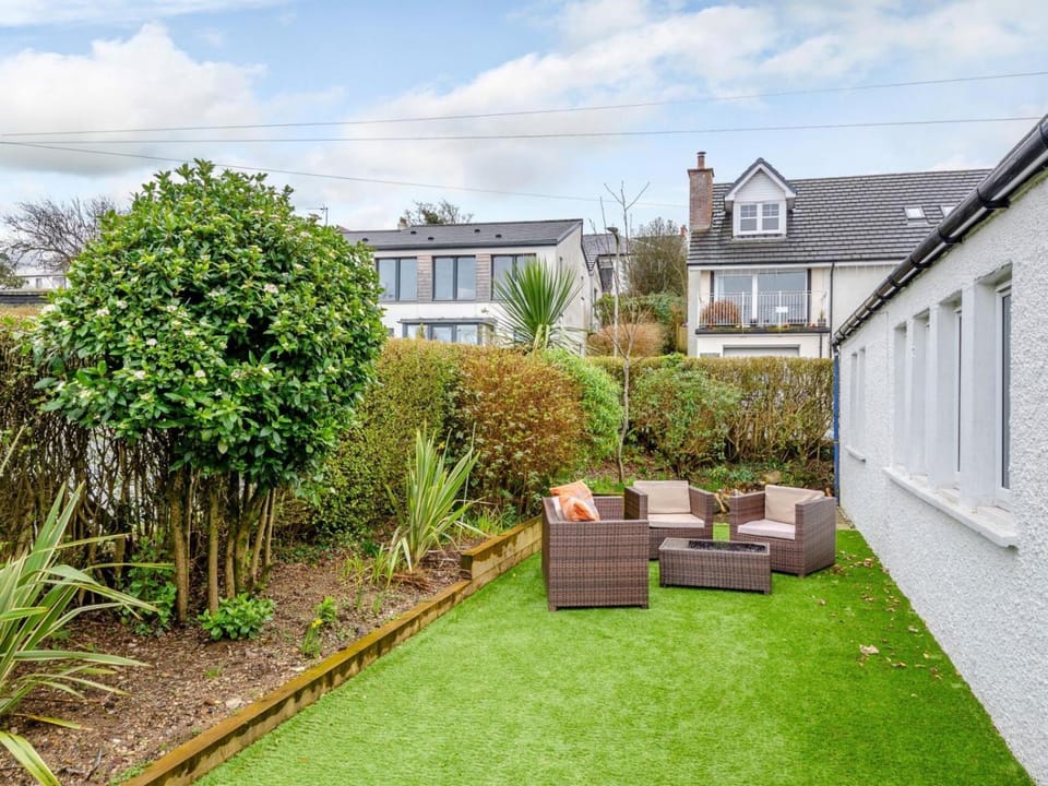 Garden, Garden, Balcony/Terrace