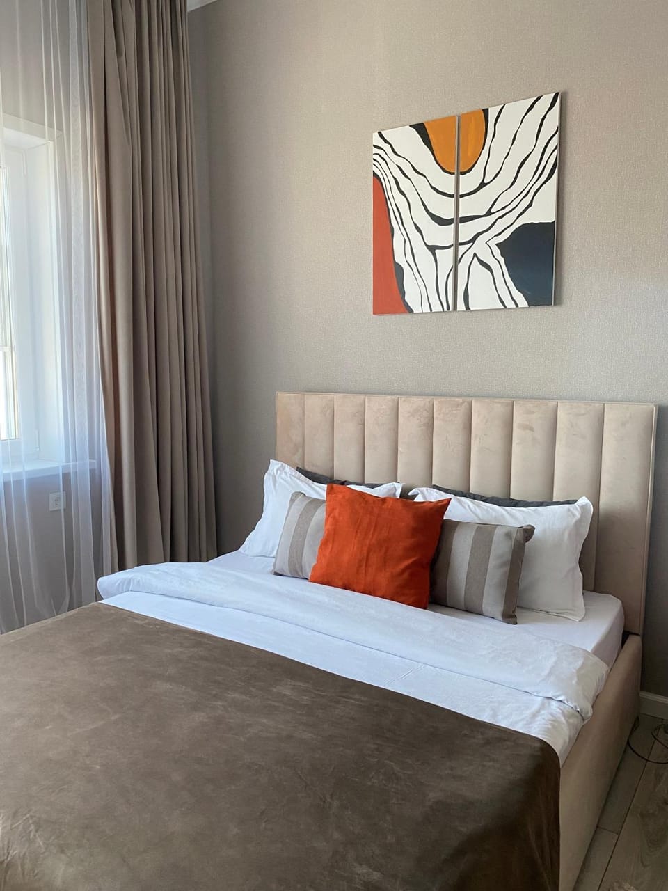 Bed, Decorative detail, Bedroom