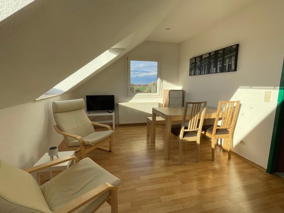 Communal lounge/ TV room, Living room, Seating area, Dining area
